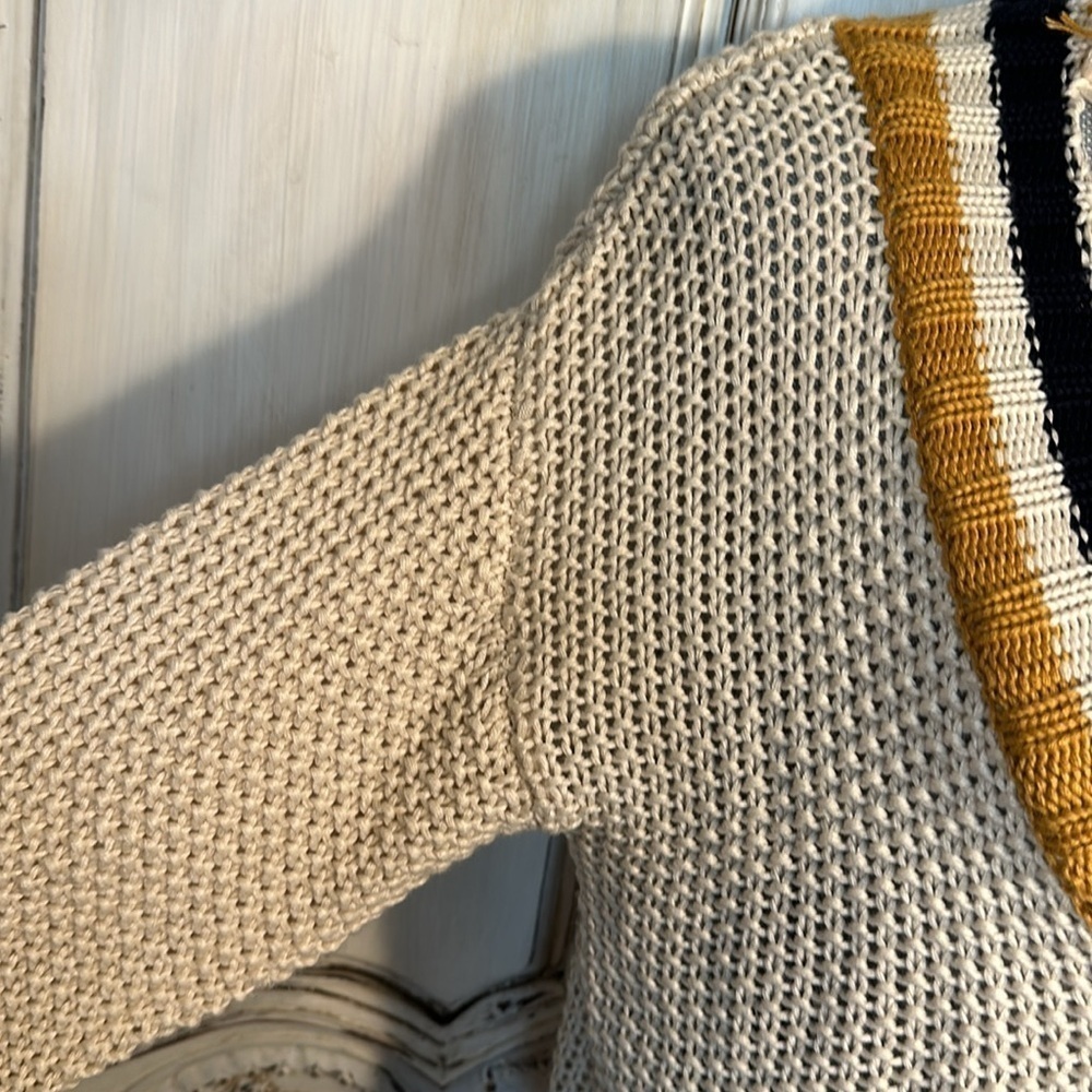 Elan Deep V Neck Distressed Preppy Open Knit Gold Black Cream Pullover Sweater - Picture 6 of 13